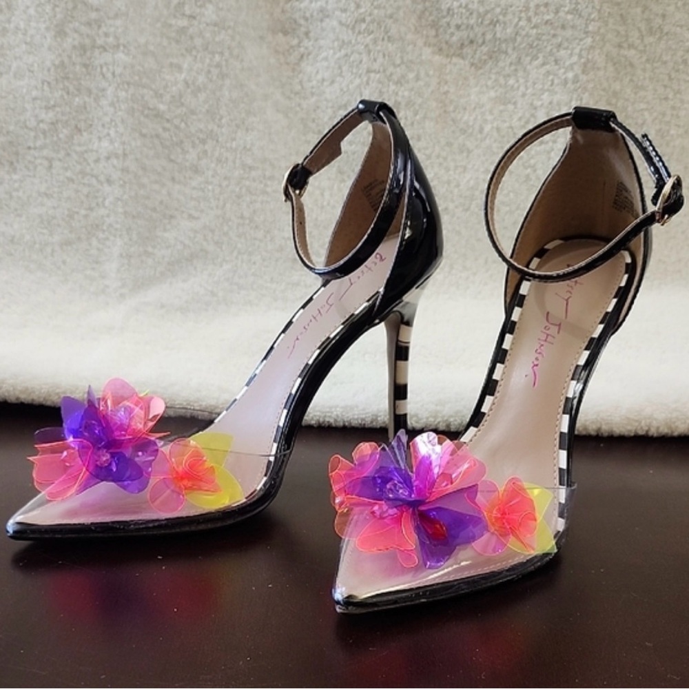 Betsey Johnson Savvie Ankle Strap Pumps Size  6M Neon Flowers Black And Red